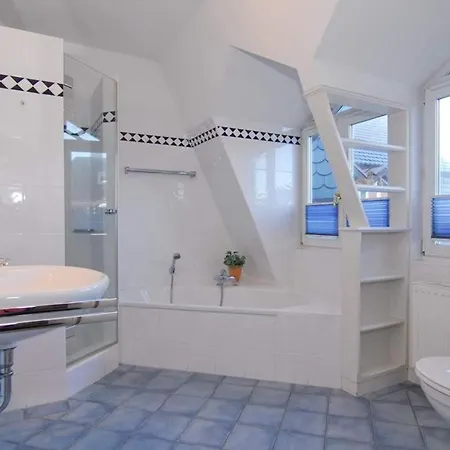Syltrose, Whg 6 *